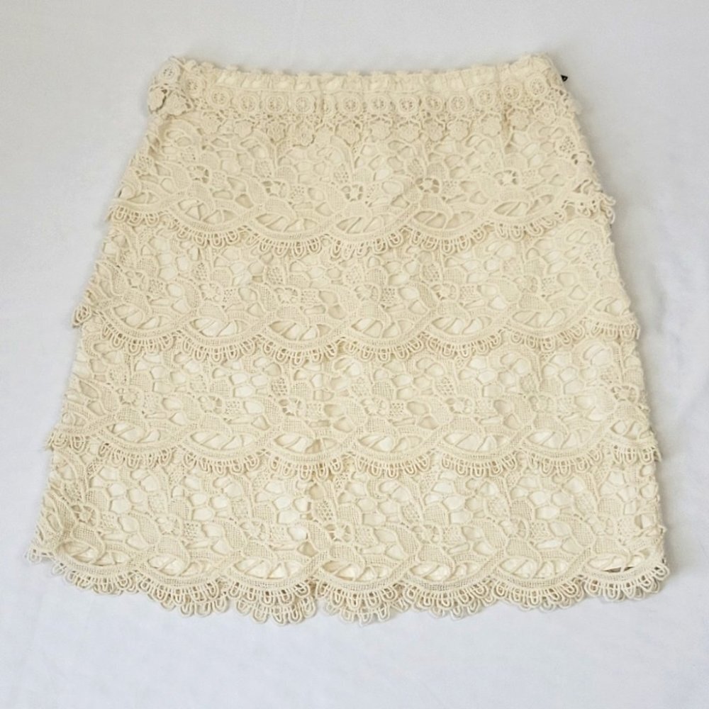 LOFT Eyelet Lace Mini Pencil Skirt Cream Size 2